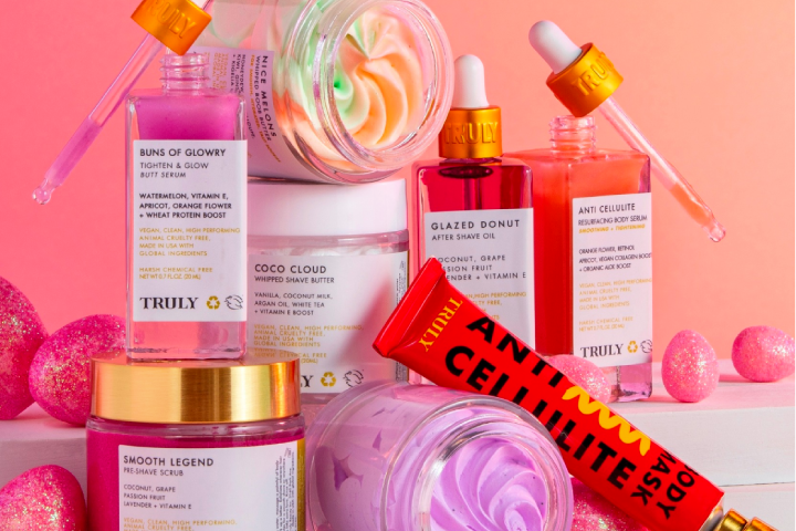 4 Signs That Your Favorite Beauty Products Have Gone Bad, According to  Experts