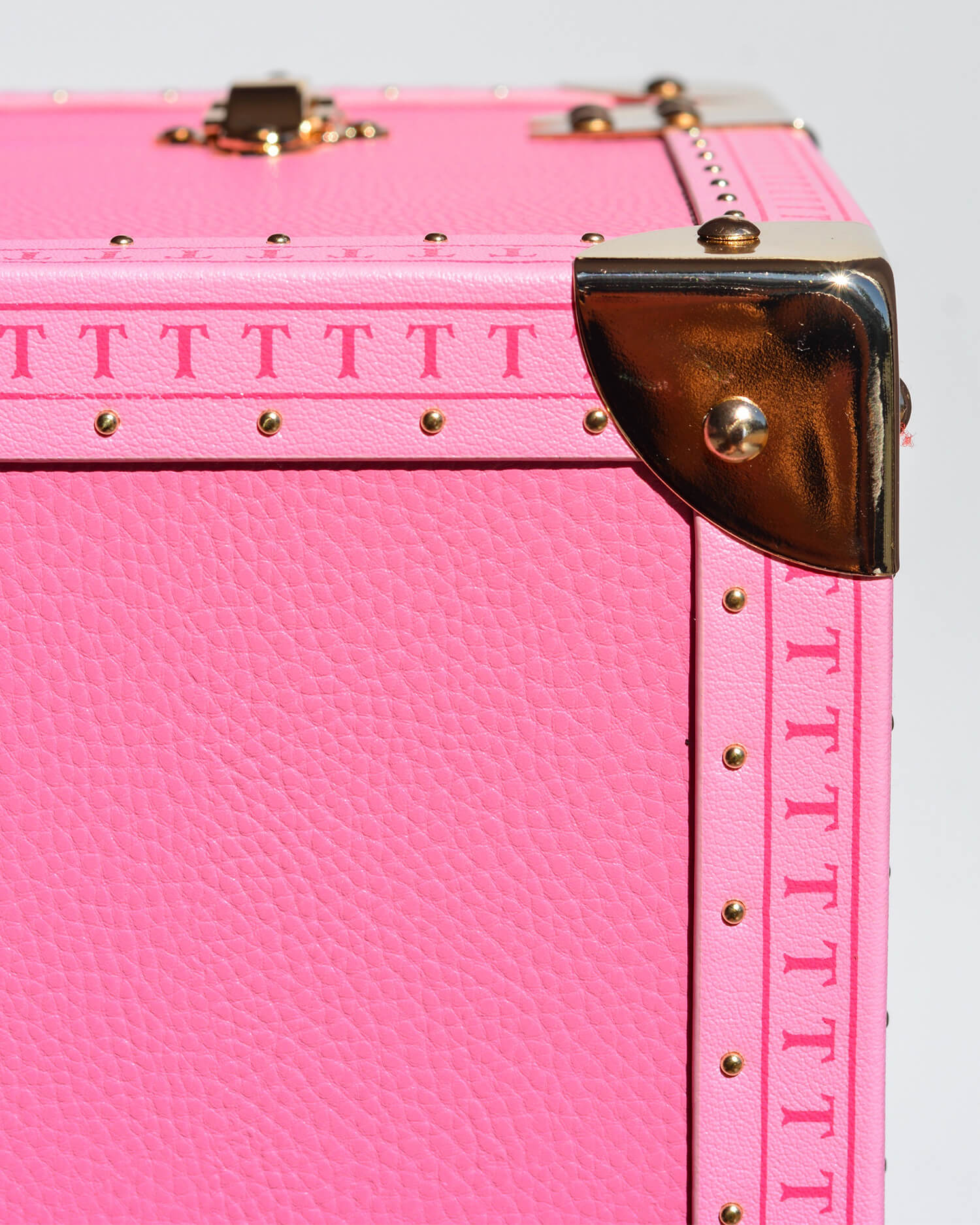 Antique Louis Vuitton Travel Suitcase Vanity Case With Key Luxury Luggage